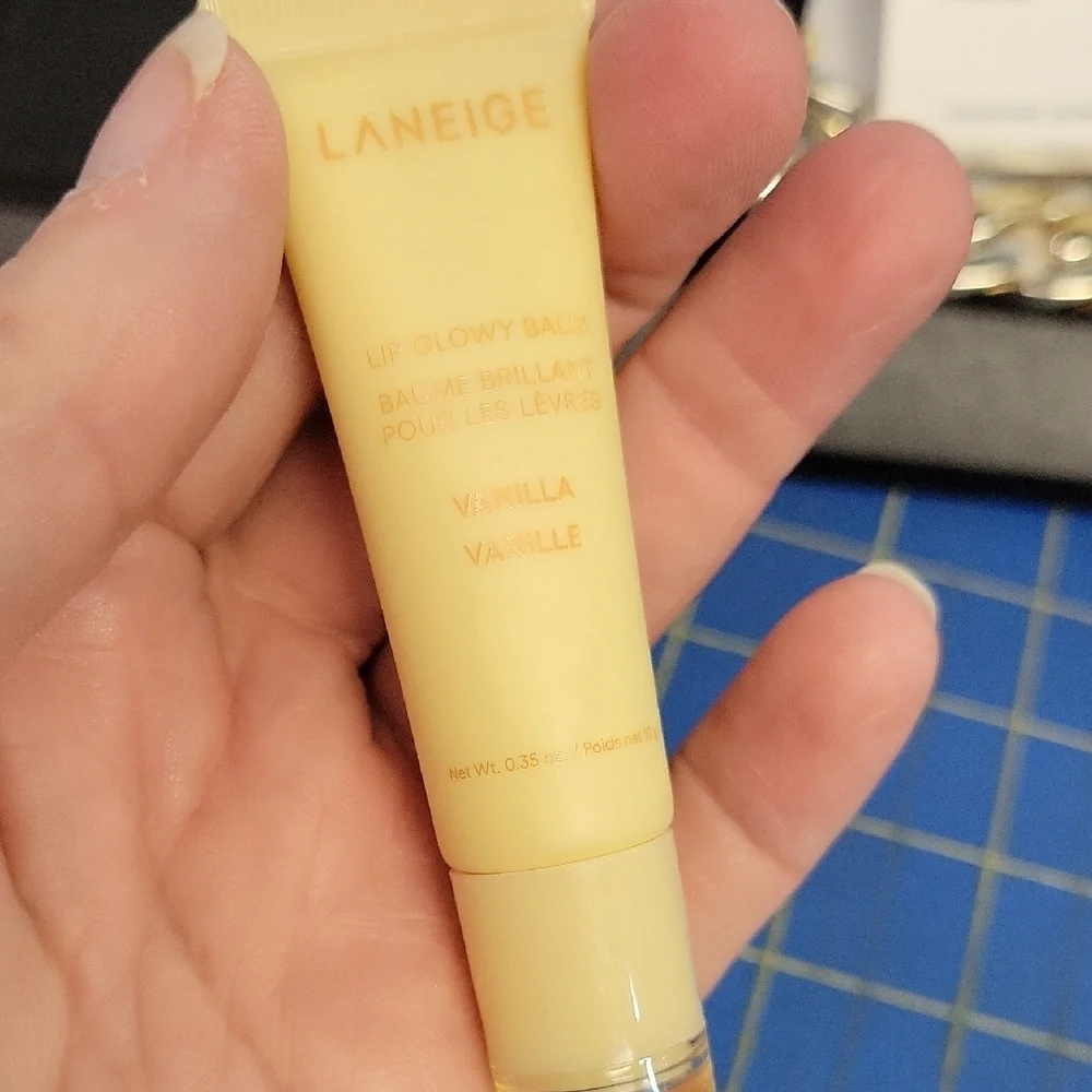 LANEIGE Lip Glowy Balm in Vanilla 10g New